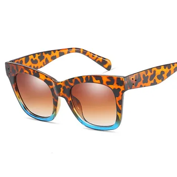 Luksuzni pravokutni sunčane naočale Za žene Dizajner Brand PC Okvir gradijent ispunjava leće Klasične zakovice Nijanse Ženske, Muške Modne naočale UV400